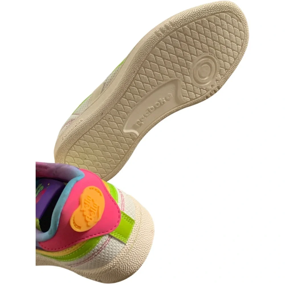 Ladies Reebok’s - Picture 2 of 2